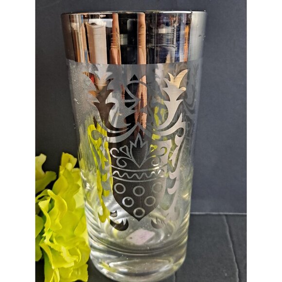 Kimiko Guardian Shield Crest Vintage Highball Glass Silver Design | Vintage 60's - Picture 2 of 5